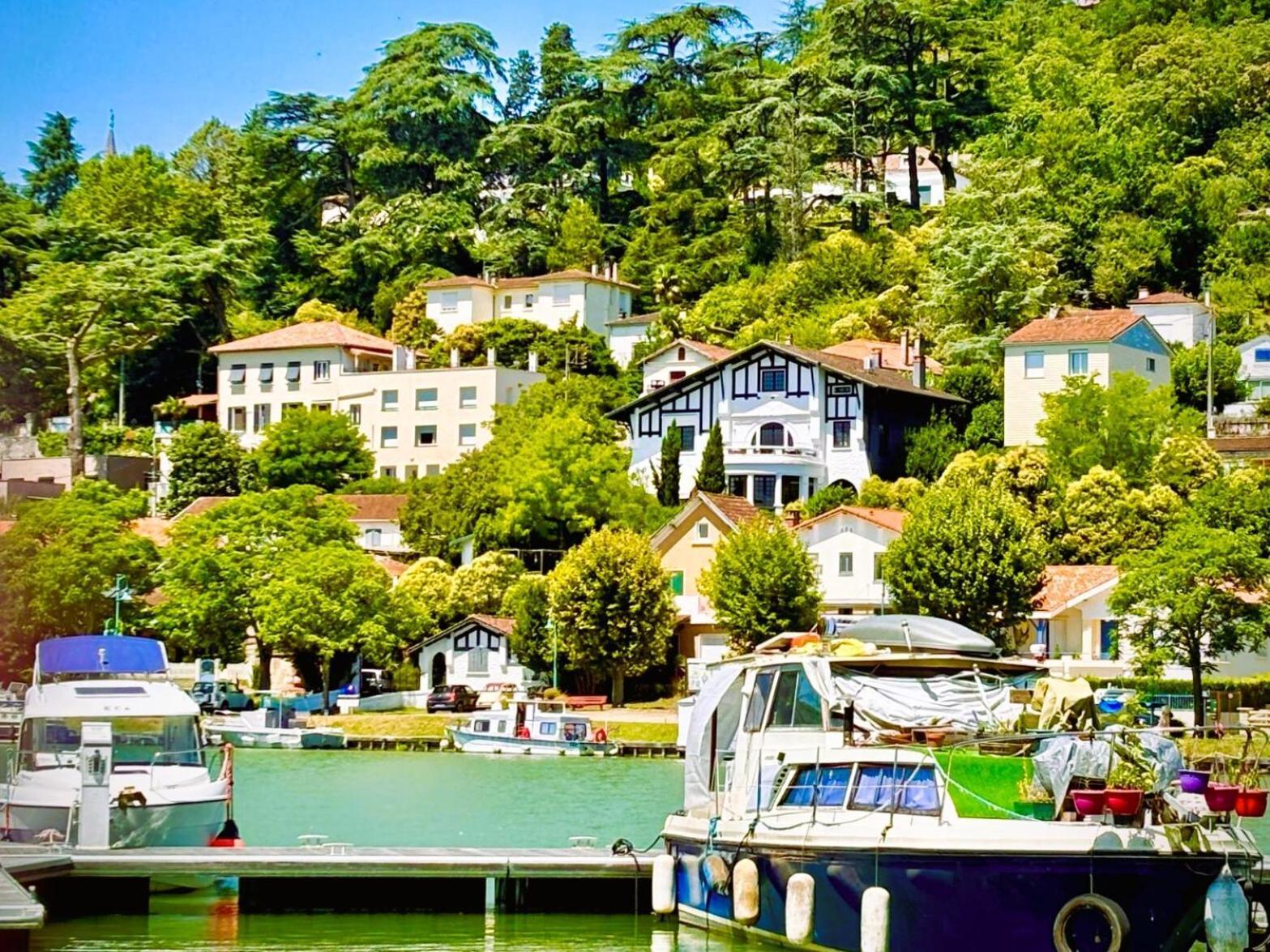 Quand La Ville Dort Αζάν Εξωτερικό φωτογραφία